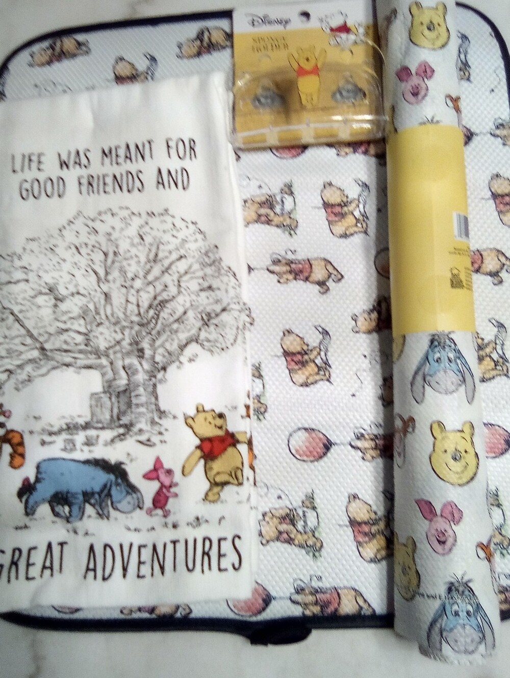 Winnie The Pooh 4-pc Kitchen Bundle